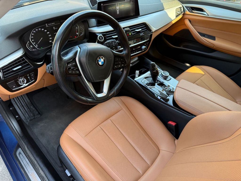 BMW 520 2021