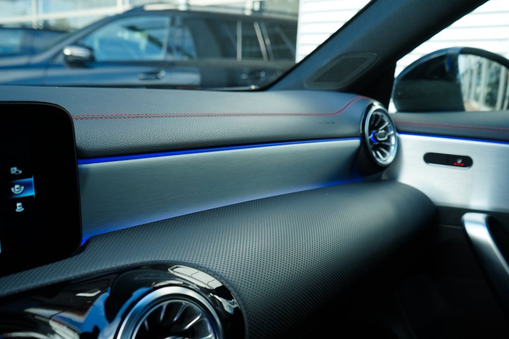 Mercedes-Benz CLA 220 2021