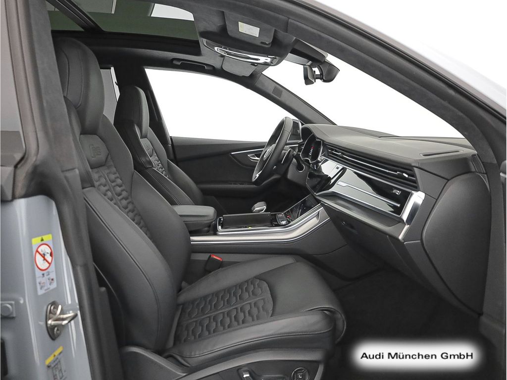Audi RSQ8 2022