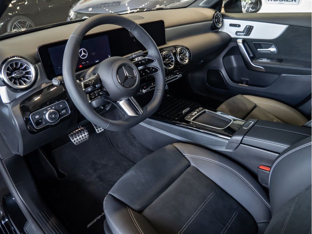 Mercedes-Benz A 250 2025