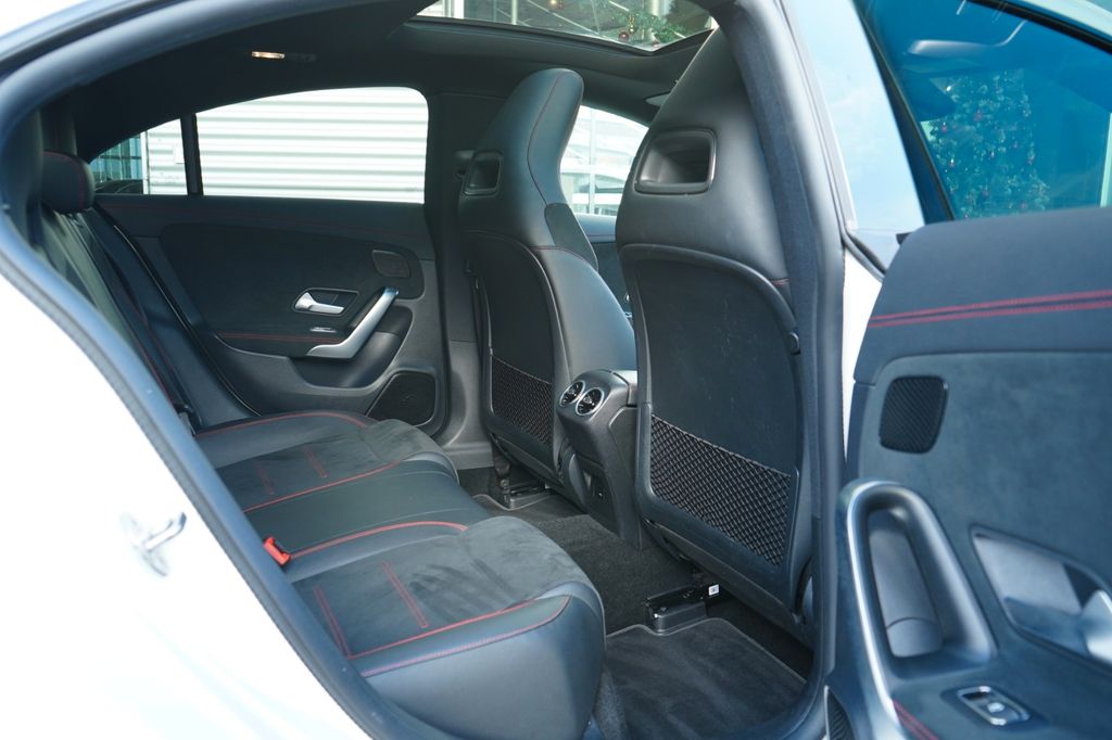Mercedes-Benz CLA 220 2021