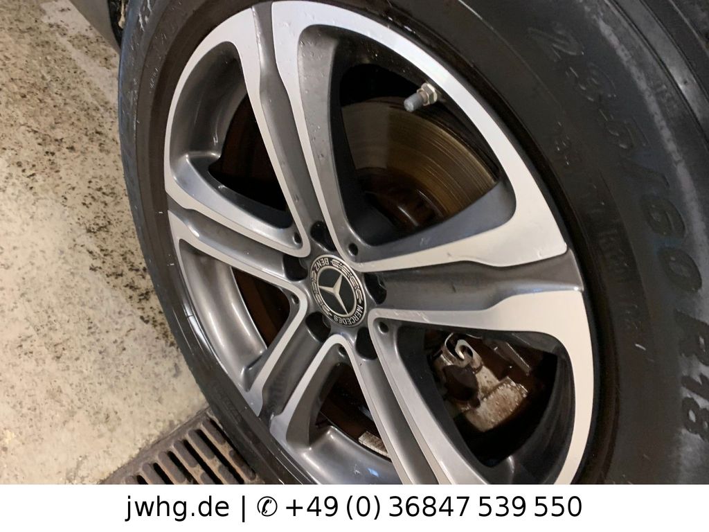 Mercedes-Benz GLC 300 2021