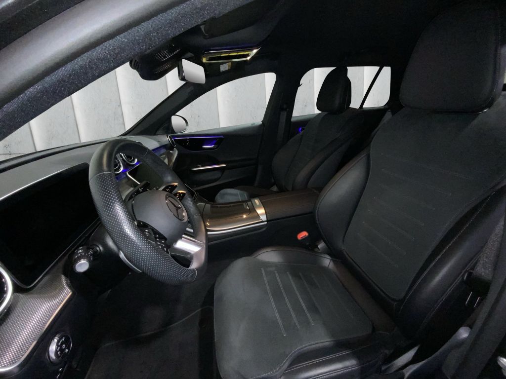 Mercedes-Benz C 220 2025