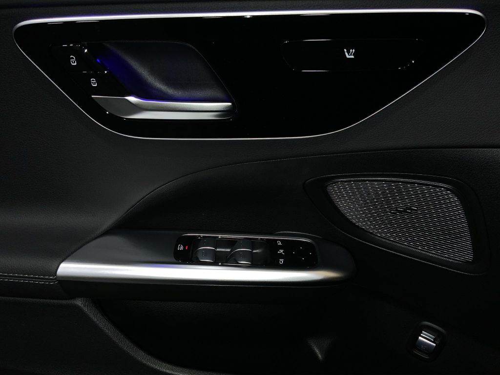 Mercedes-Benz C 220 2025