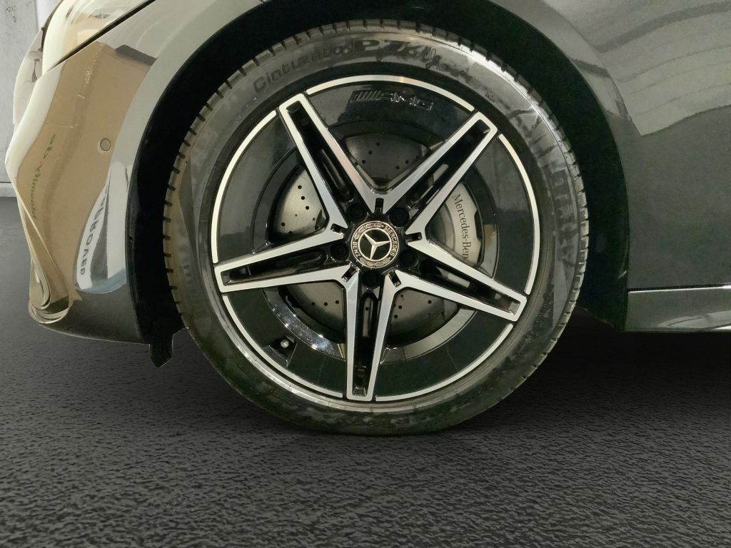 Mercedes-Benz C 220 2025