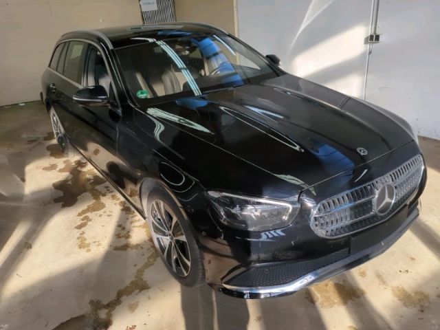 Mercedes-Benz E 300 2021