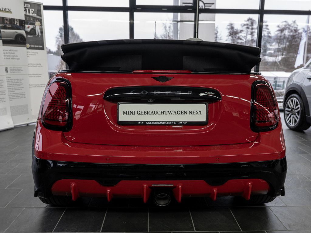 MINI John Cooper Works Cabrio 2025