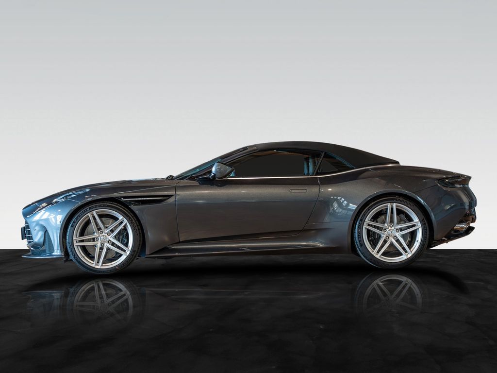 Aston Martin DB11 2026
