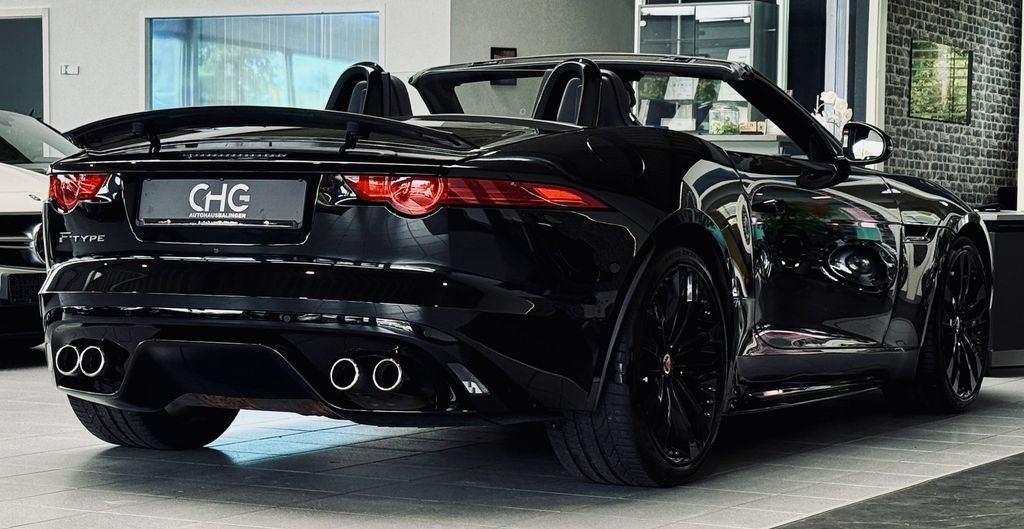 Jaguar F-Type 2016