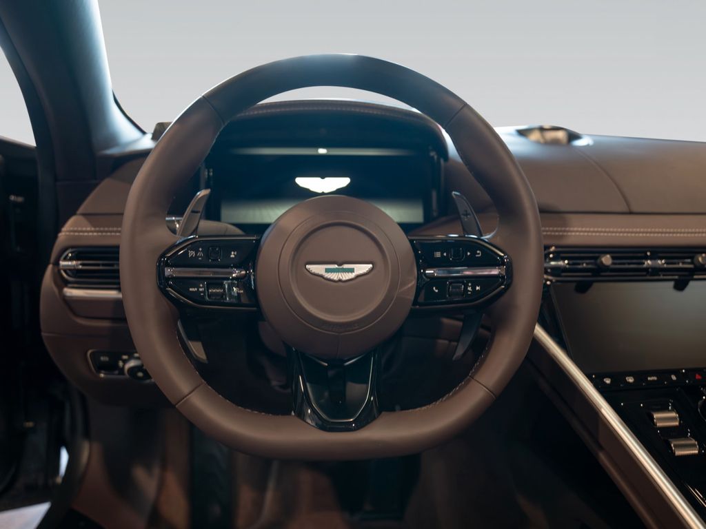 Aston Martin DB11 2026