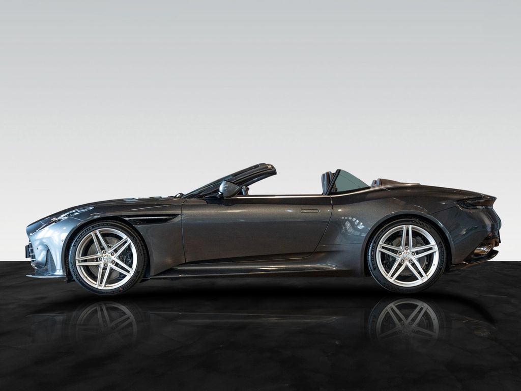 Aston Martin DB11 2026