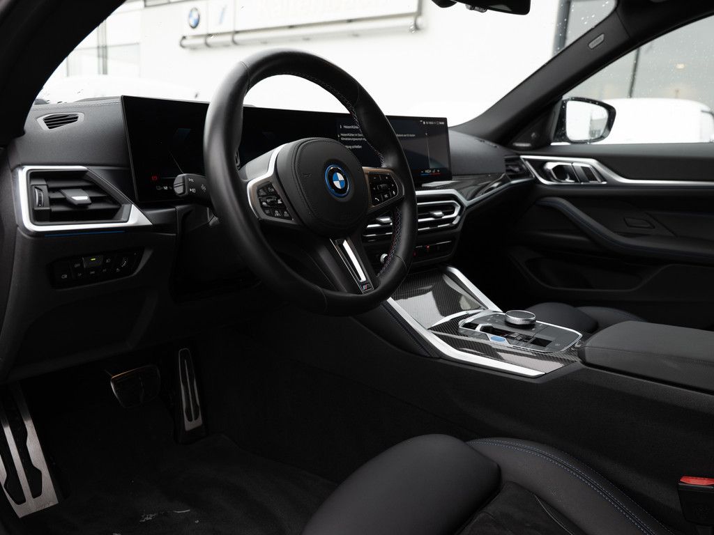 BMW i4 2024