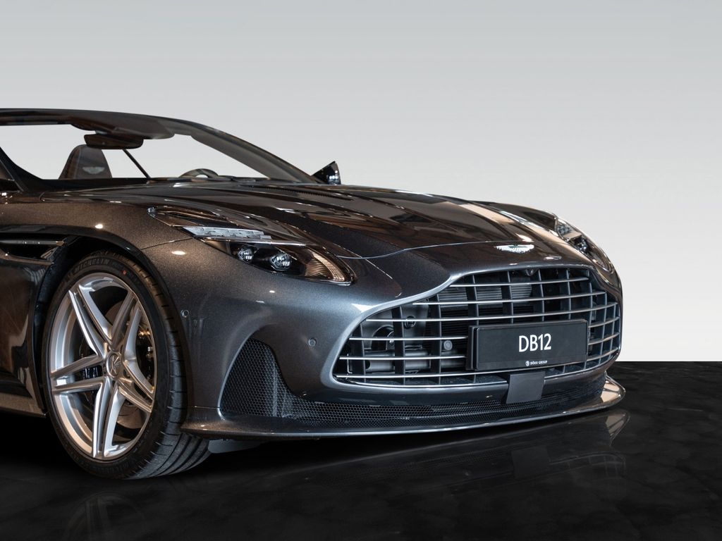 Aston Martin DB11 2026
