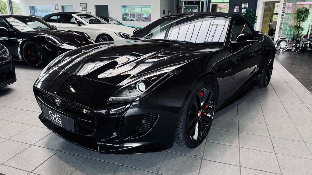 Jaguar F-Type 2016