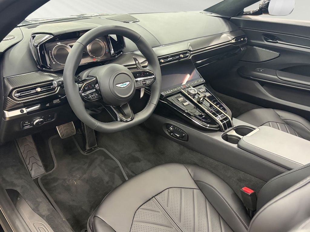 Aston Martin V8 Vantage 2026