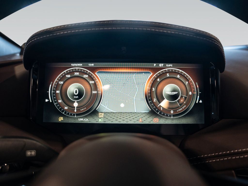 Aston Martin DB11 2026