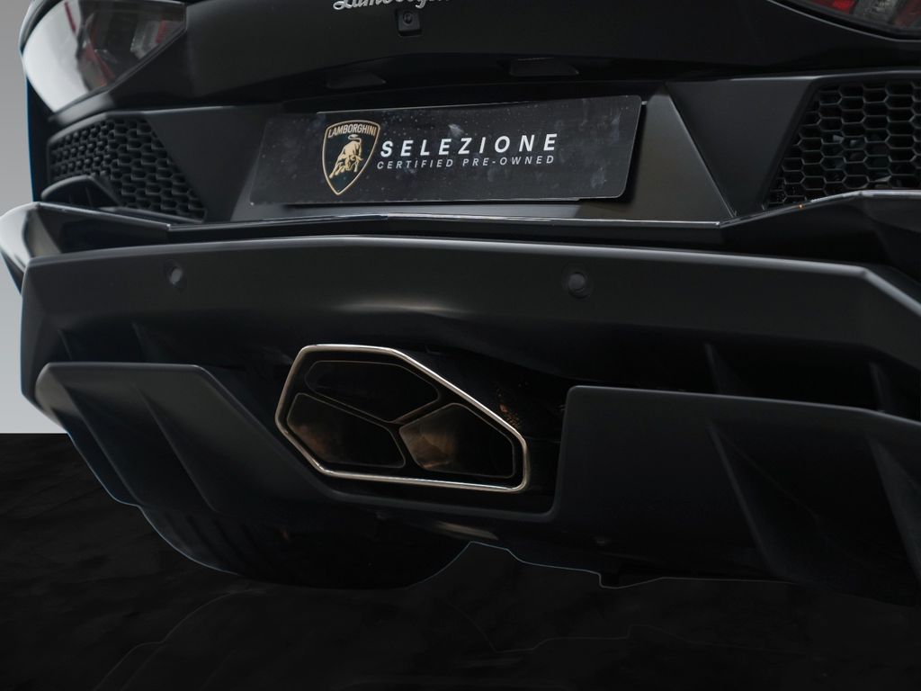 Lamborghini Aventador 2018