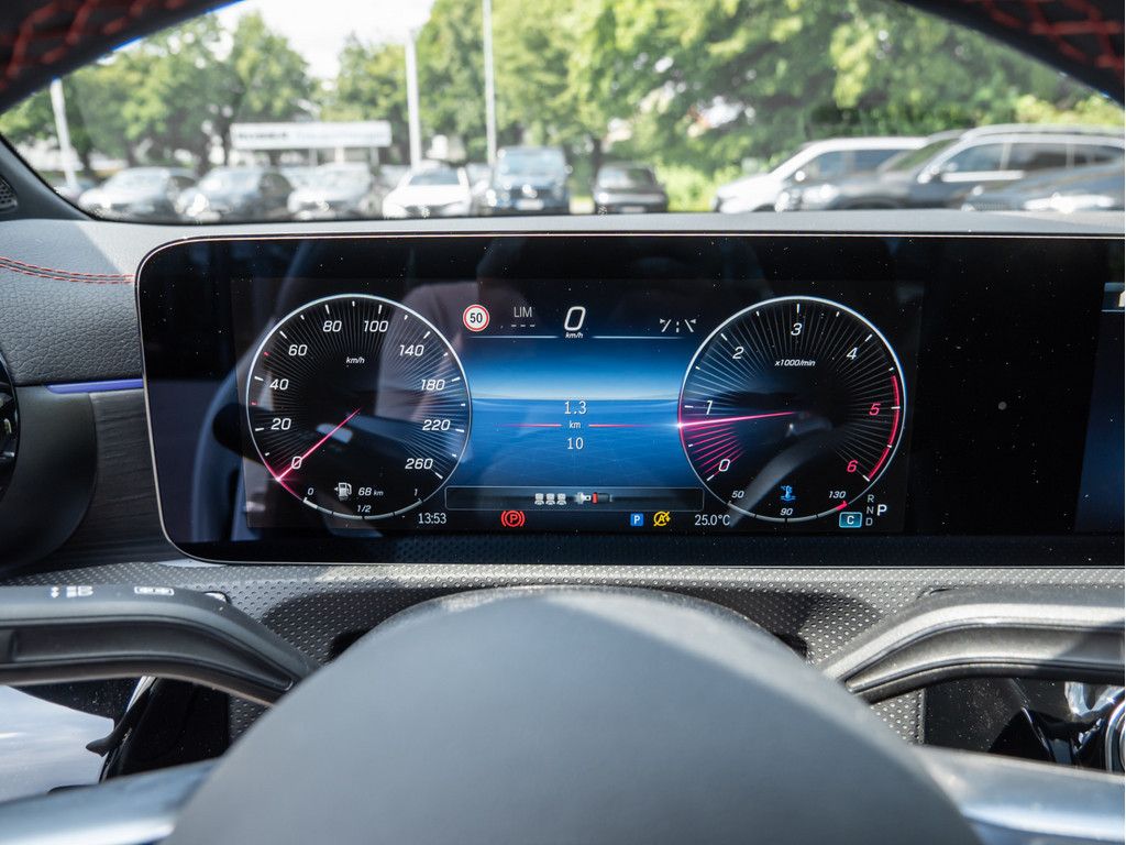 Mercedes-Benz CLA 220 2025