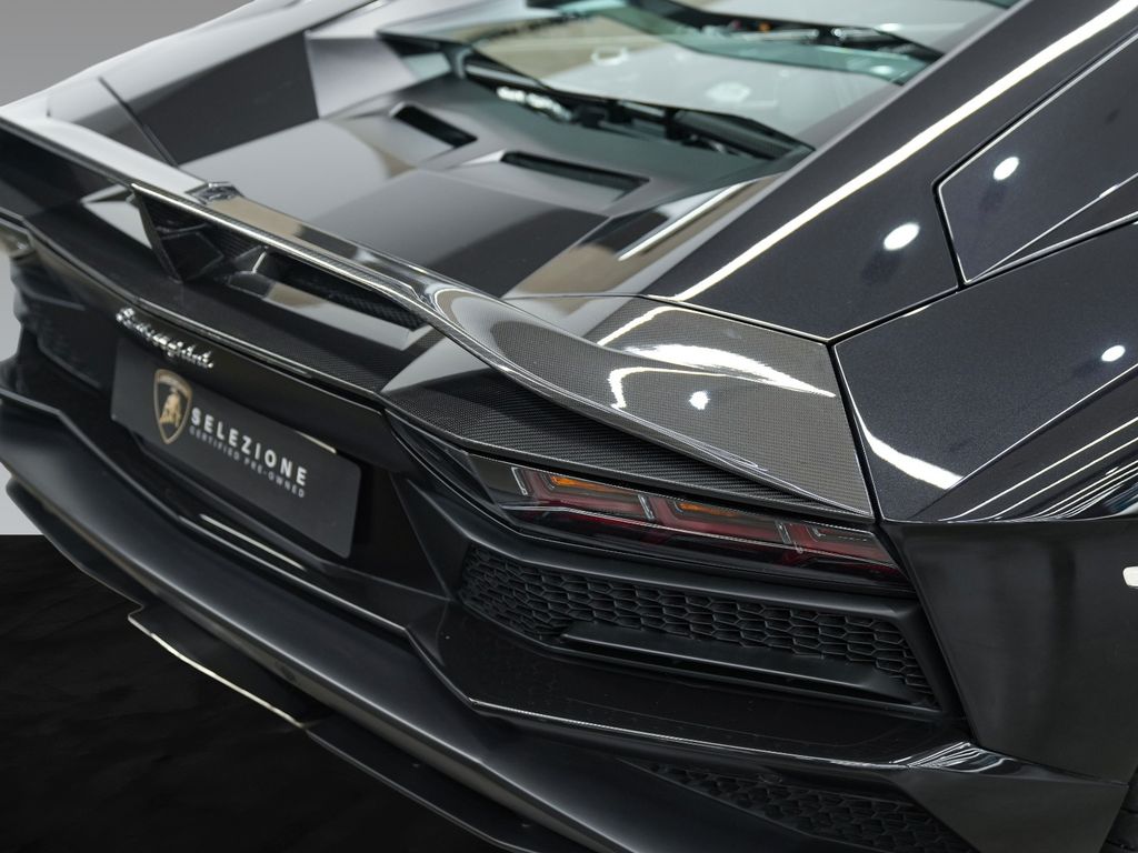 Lamborghini Aventador 2018