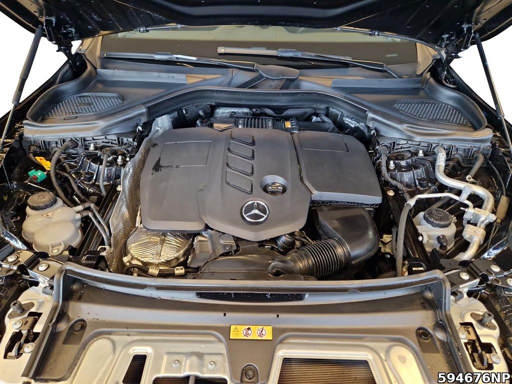 Mercedes-Benz GLC 300 2024