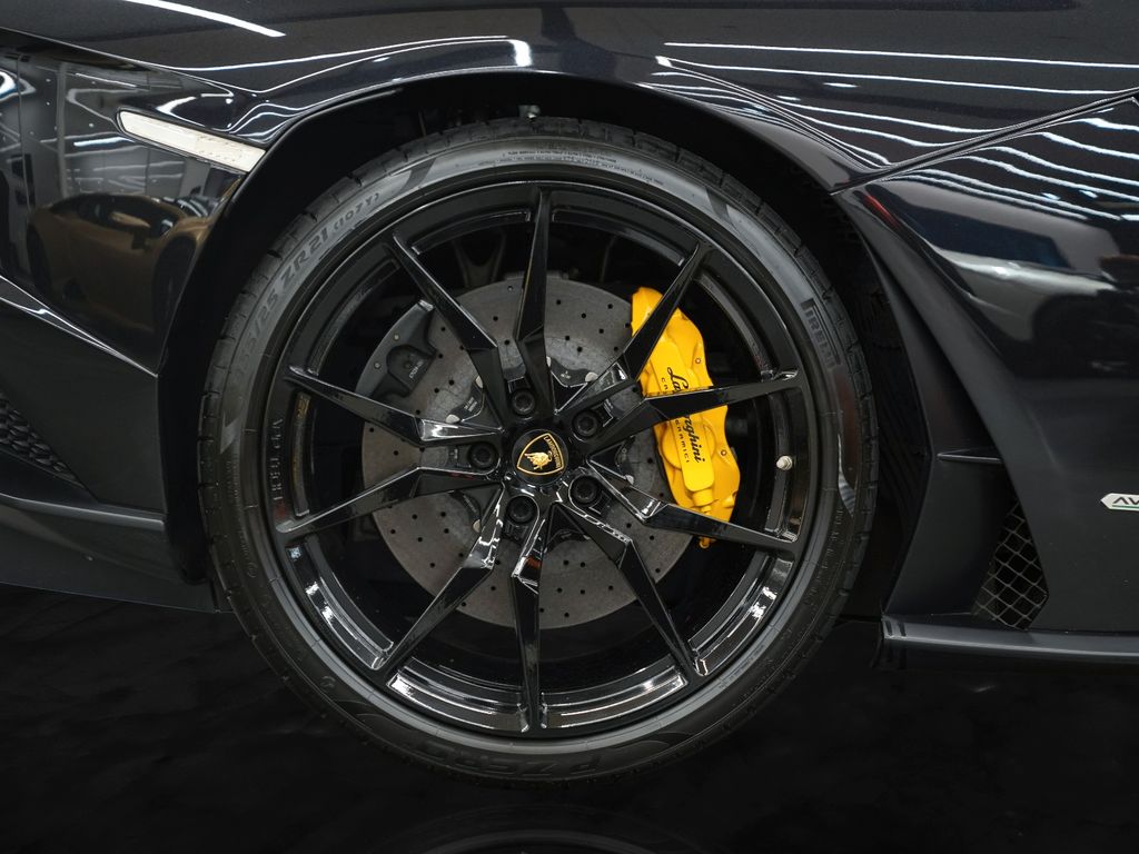 Lamborghini Aventador 2018