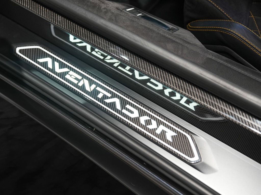 Lamborghini Aventador 2018