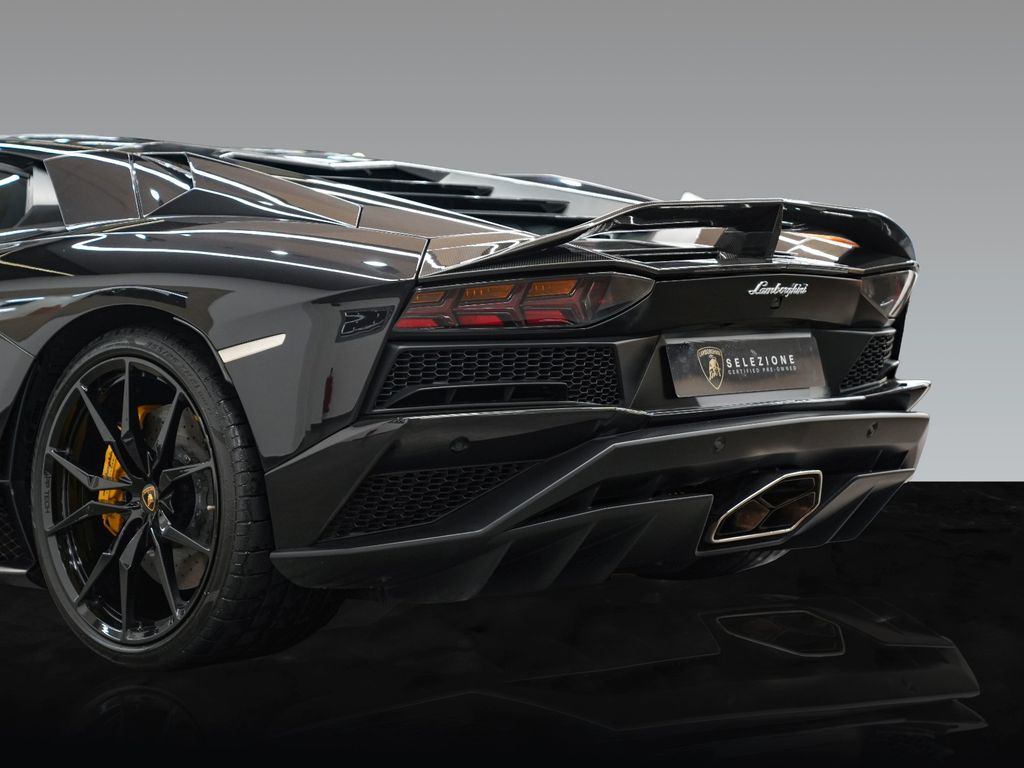 Lamborghini Aventador 2018