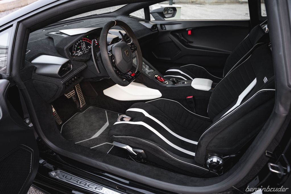 Lamborghini Huracán 2022
