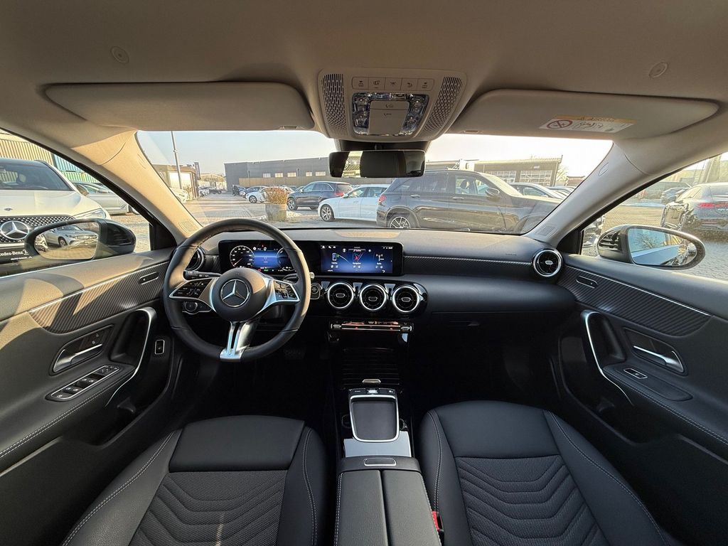Mercedes-Benz A 250 2025