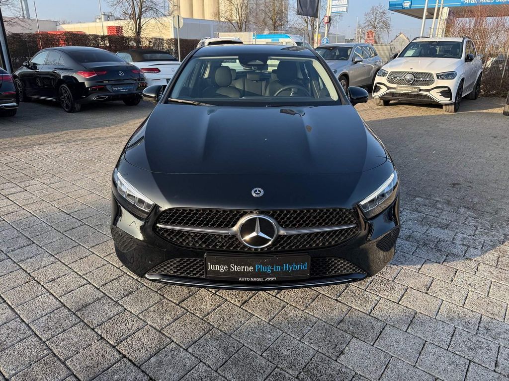 Mercedes-Benz A 250 2025