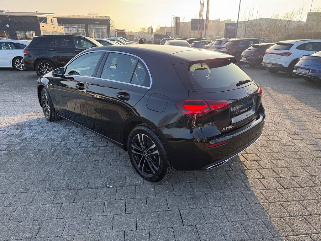 Mercedes-Benz A 250 2025