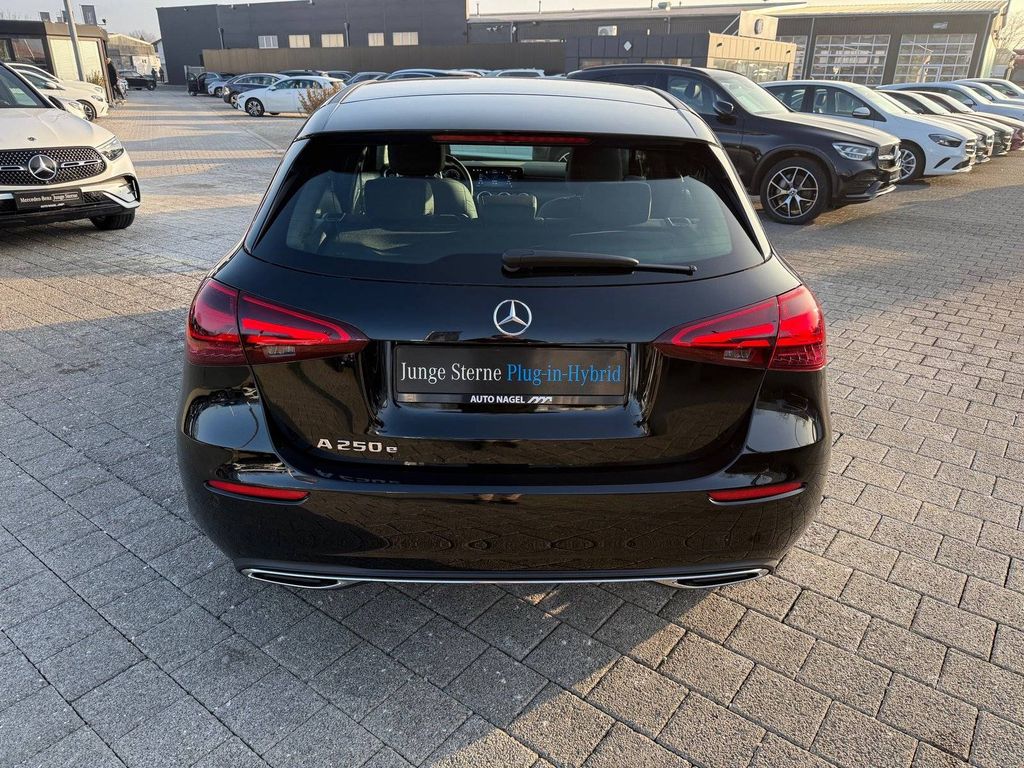 Mercedes-Benz A 250 2025