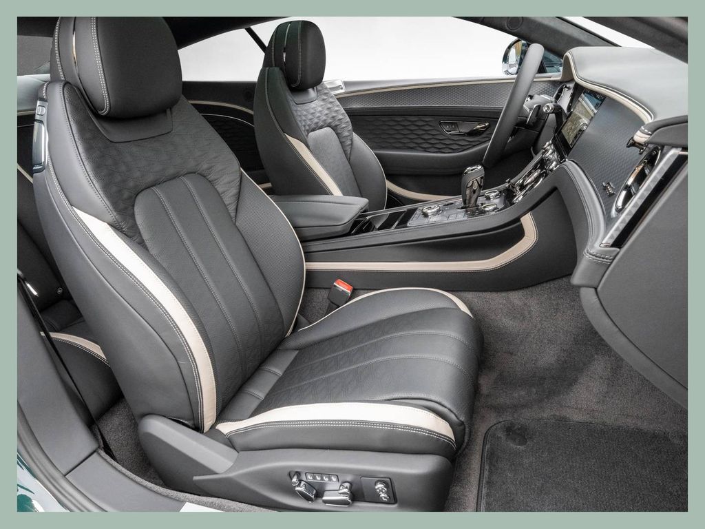 Bentley Continental GT 2025