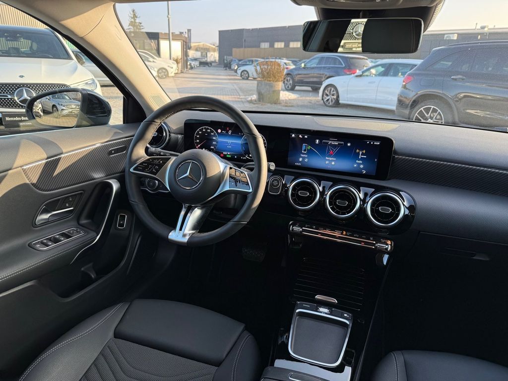 Mercedes-Benz A 250 2025