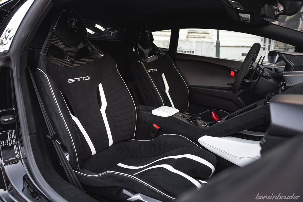 Lamborghini Huracán 2022