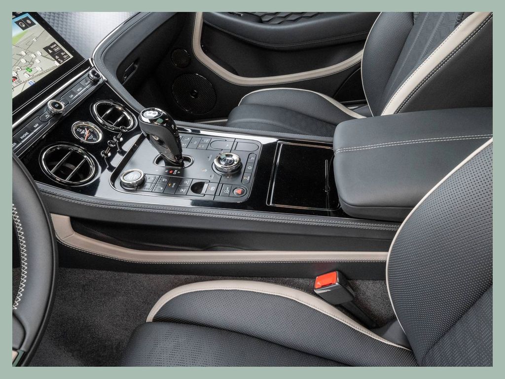 Bentley Continental GT 2025