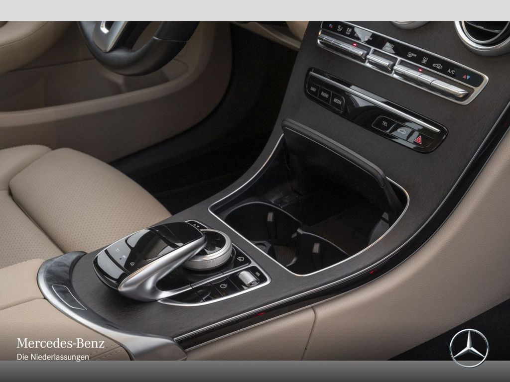 Mercedes-Benz C 300 2020