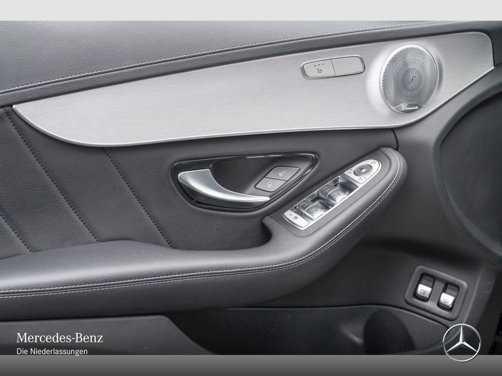 Mercedes-Benz C 300 2020