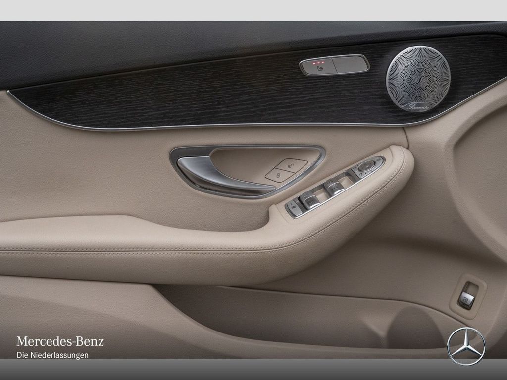 Mercedes-Benz C 300 2020