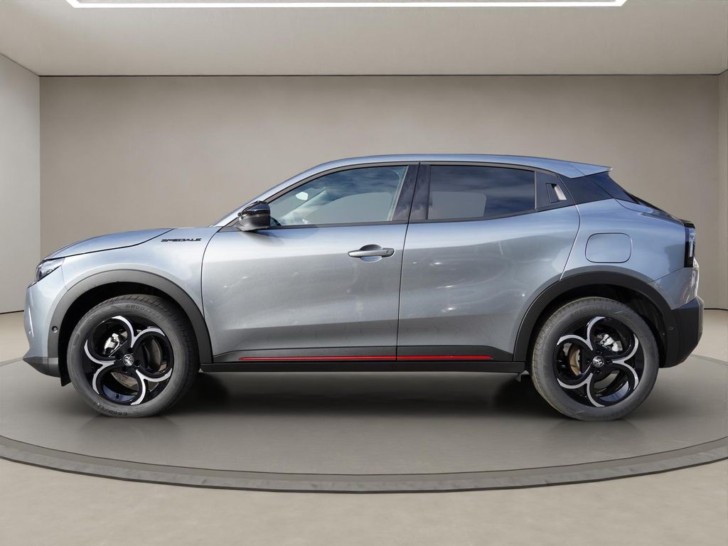 Alfa Romeo Junior 2025