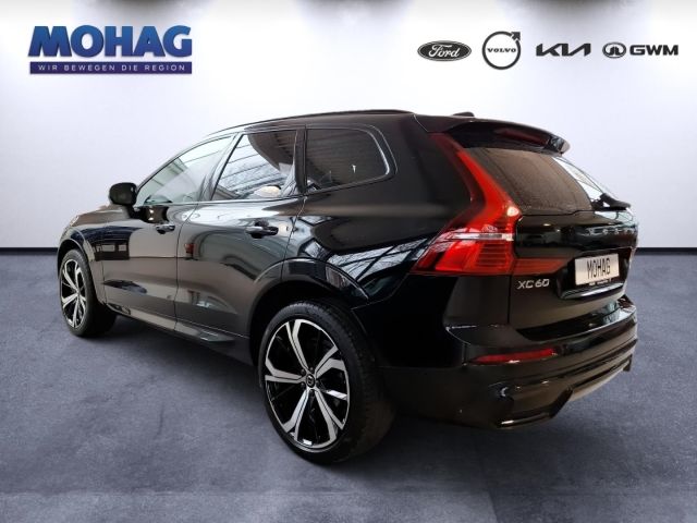 Volvo XC60 2022