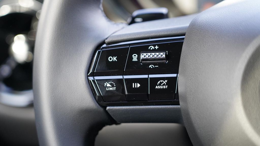 Alfa Romeo Junior 2025