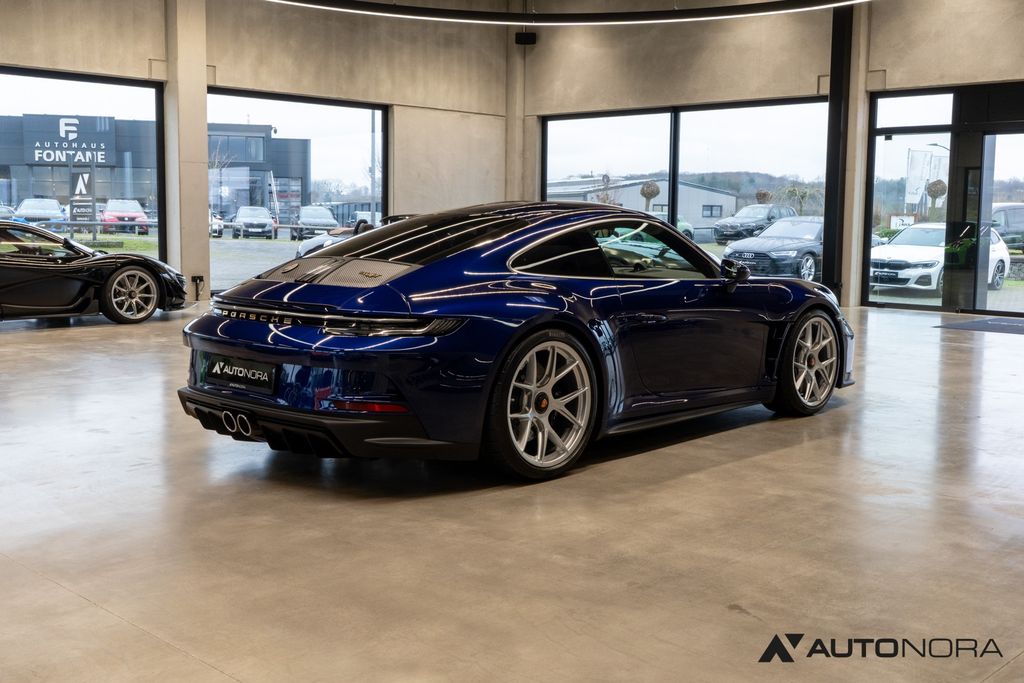 Porsche 992 2024