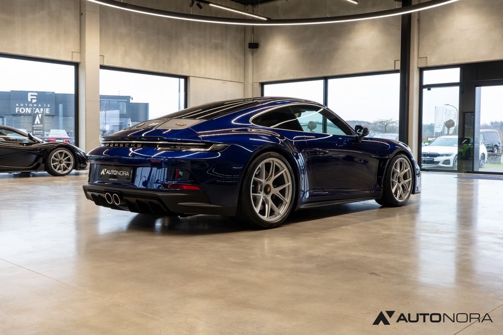 Porsche 992 2024
