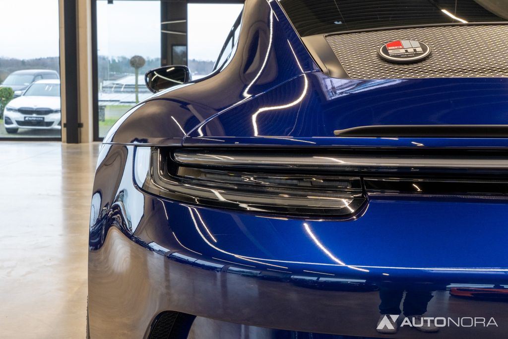 Porsche 992 2024