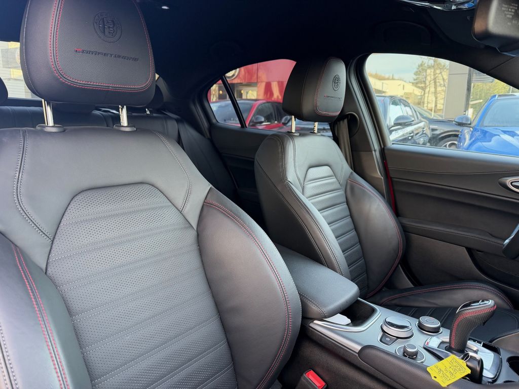 Alfa Romeo Giulia 2023