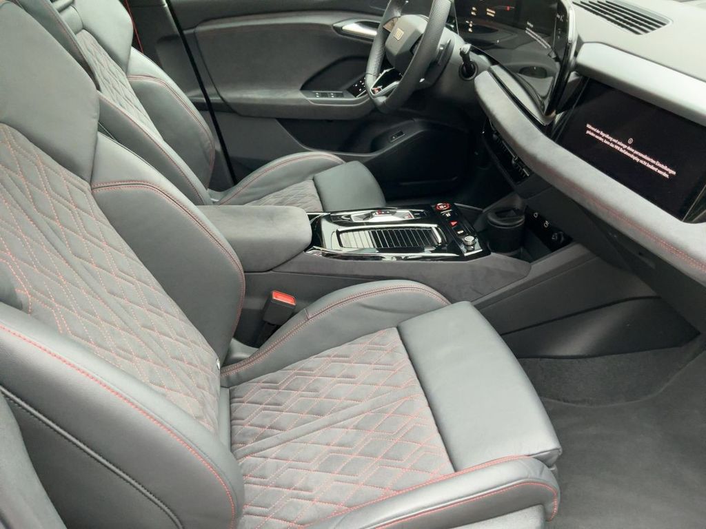 Audi SQ6 e-tron 2025