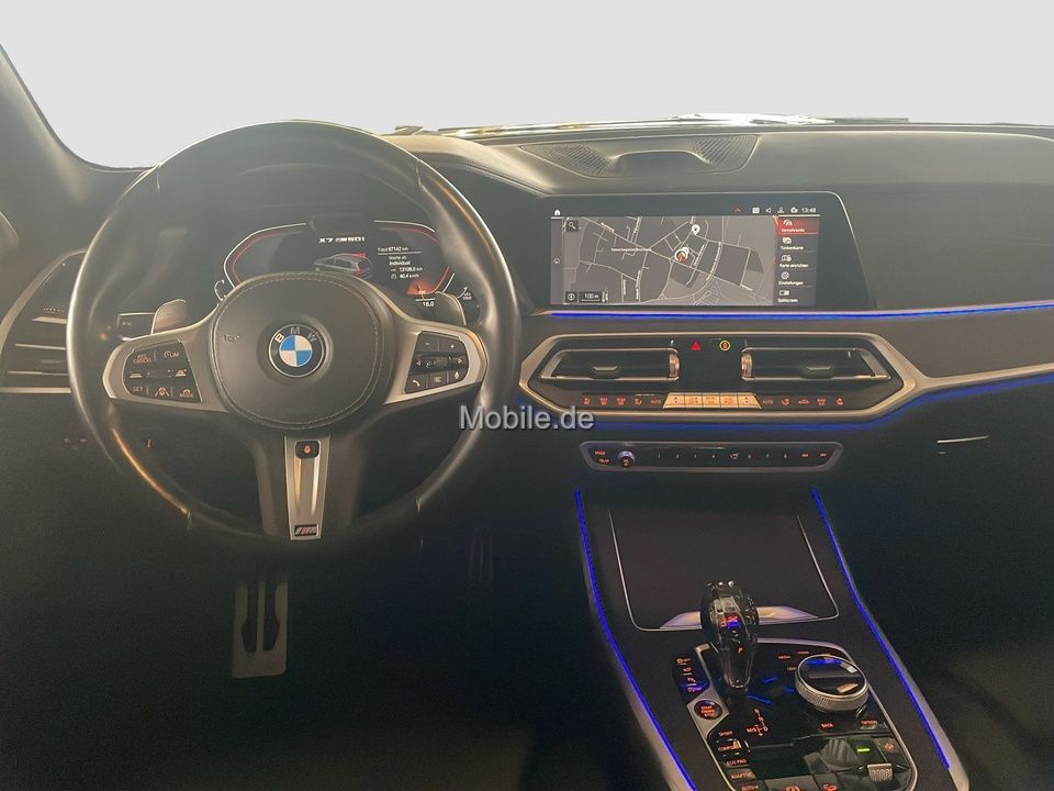 BMW X7 M50 2022
