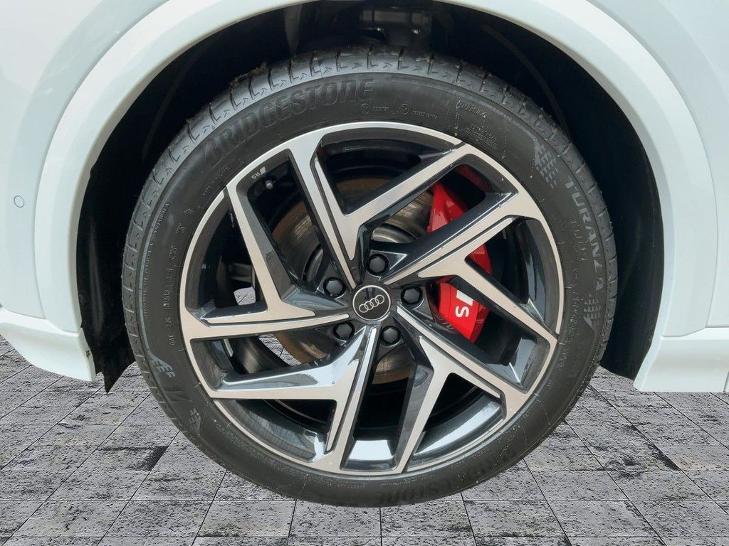 Audi SQ6 e-tron 2025