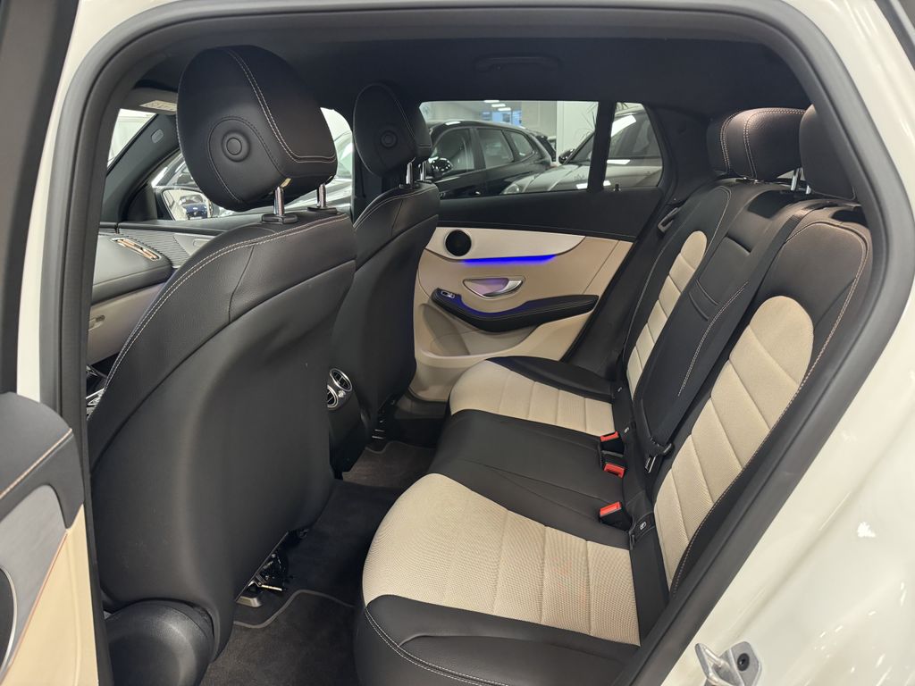 Mercedes-Benz EQC 2021